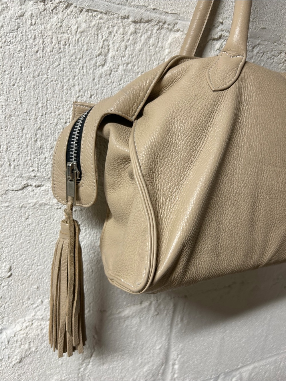 Village Tannery Beige Pebbled Leather Slouchy Shoulder Bag, Design By Sevestet - Picture 2 of 13